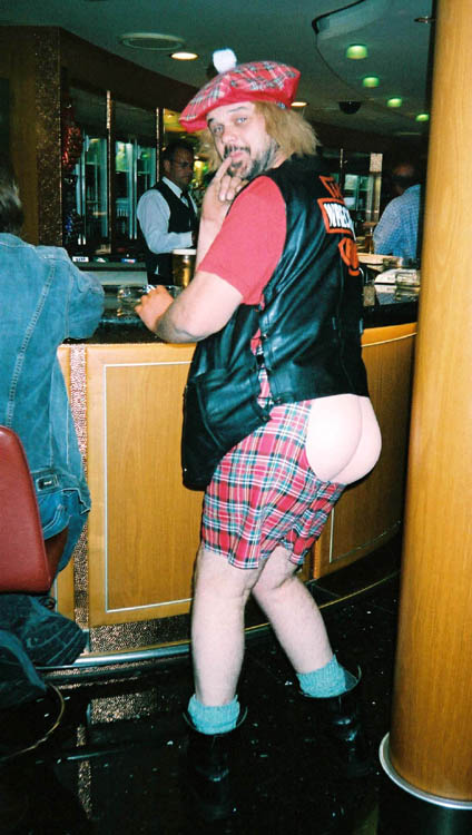 CHEEKY LEE