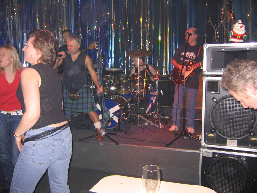 MORE PETES 032